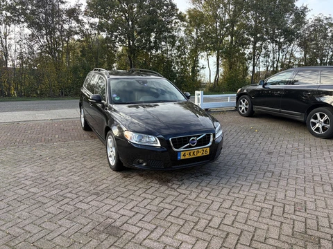Volvo V70 1.6 T4 Nordic AUTOMAAT TREKHAAK CRUISE NAVI
