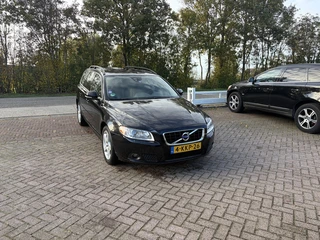 Volvo V70 1.6 T4 Nordic AUTOMAAT TREKHAAK CRUISE NAVI
