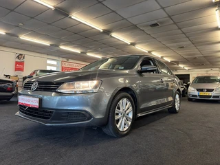 Volkswagen Jetta 1.2 TSI Comfortline. Netjes onderhouden, cruise control, trekhaak en meer!
