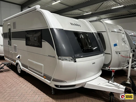 Hobby Excellent 460 SL Met mover en luifel