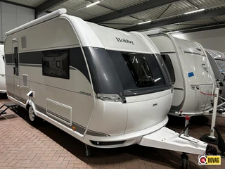 Hobby Excellent 460 SL Met mover en luifel