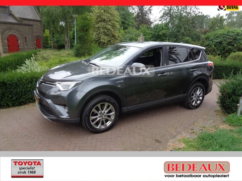 Toyota RAV4 2.5 VVT-i Hybrid 197pk AWD Aut Edition met 1650 kg trekgewicht, rijklaar met dealeronder