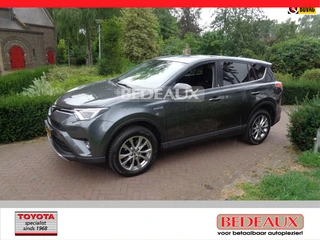 Toyota RAV4 2.5 VVT-i Hybrid 197pk AWD Aut Edition met 1650 kg trekgewicht, rijklaar met dealeronder