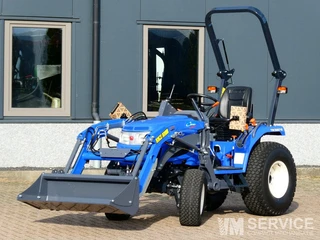 Iseki TM3267E 4wd / 0016 Draaiuren / Voorlader
