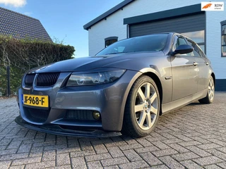 BMW 3-serie 320i Executive M Bumper, Clima, Cruise, Leer, stoelverwarming