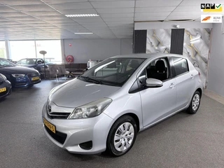 Toyota Yaris 1.3 VVT-i Aspiration Airco,Cruise,Achteruit-Camera,N.A.P,Navigatie,Bluetooth,Topstaat!!