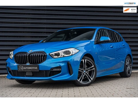 BMW 1-serie 118i Business M Sport / Carplay / Stoelverwarming / Camera