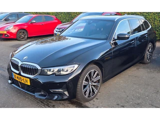 BMW 3-serie Touring 318i Edition Sportleder Adaptive 1e Eigenaar