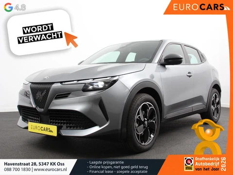 Alfa Romeo Junior Elettrica Automaat 156PK Adaptieve Cruise Control LMV 18 inch Full Led Matrix Park
