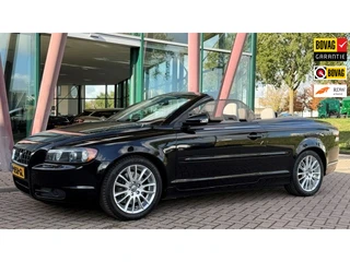 Volvo C70 Convertible 2.5 T5 Kinetic/pdc/camera/carplay/in zeer goede staat !
