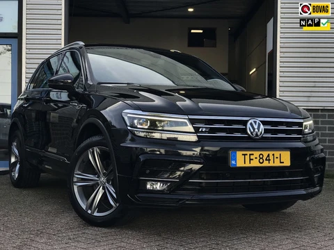 Volkswagen Tiguan 1.4 TSI 4Motion Highline Business R|Pano|ACC|Trekhaak|PDC|Navi|ECC