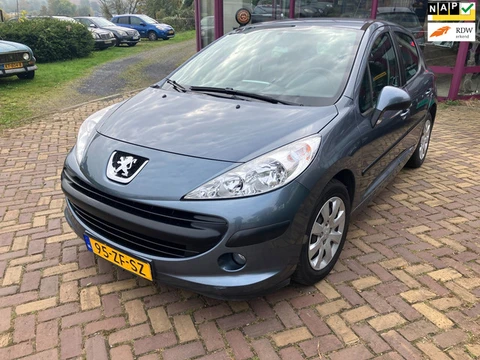 Peugeot 207 1.4-16V Color-line