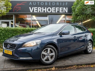 Volvo V40 1.6 D2 Momentum | PARKEER CAMERA | LEDER ZWART | CRUISE / CLIMATE CONTR | VOL ONDERHOUD | 