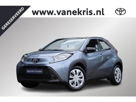Toyota Aygo X 1.0 VVT-i S-CVT Play