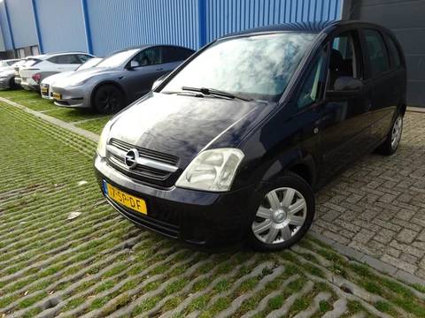 Opel Meriva 1.6-16V Essentia met apk