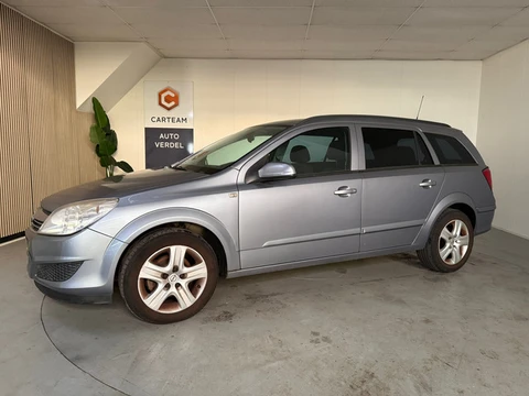 Opel Astra Wagon 1.6 Essentia Airco, Navigatie, Trekhaak, LMV, Carkit