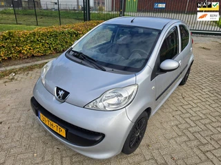 Peugeot 107 1.0-12V XS AUTOMAAT AIRCO WEINIG KM NAP!