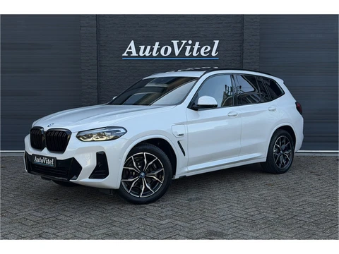 BMW X3 xDrive30e M-Sport | Panodak | M-Kuipstoel | Leder | Memory | Trekhaak | 360 Camera
