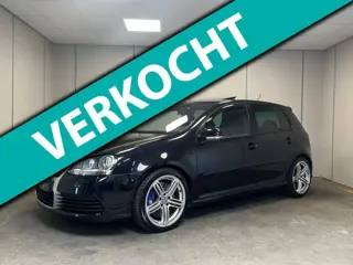 Volkswagen Golf 3.2 R32