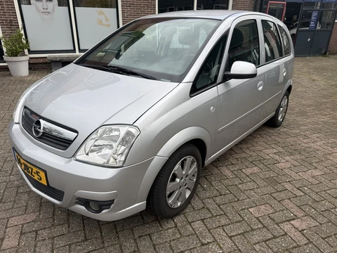 Opel Meriva 1.6-16V Temptation (bj 2009, automaat)