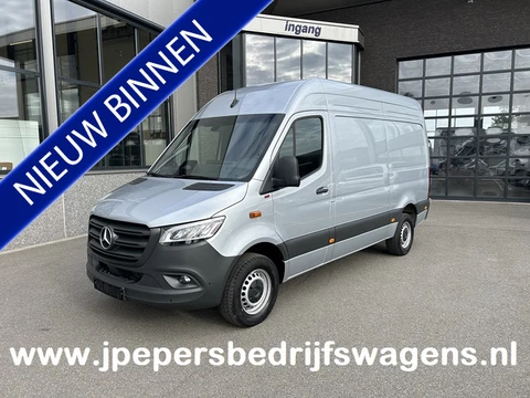 Mercedes-Benz Sprinter 317 CDI L2 H2 Pro LED / MBUX / Navigatie / Camera / Parkeersensoren / Cruise 