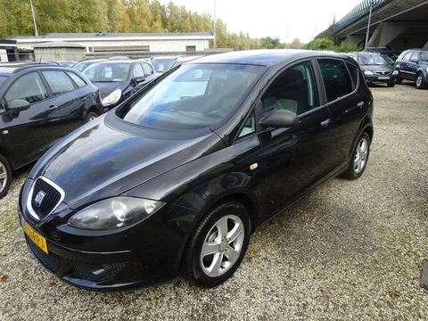 Seat Altea 1.6 Comfortstyle. Apk 01-11-2027 airco cruise control