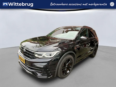 Volkswagen Tiguan 1.5 TSI 150pk R-Line Business+ DSG Automaat / Navigatie / Led matrix / LM 19 inch 