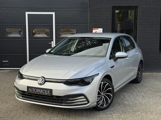 Volkswagen Golf 1.5 eTSI Style - Nieuwstaat - Zeer veel opties - Sfeer - ACC - Vitrual display