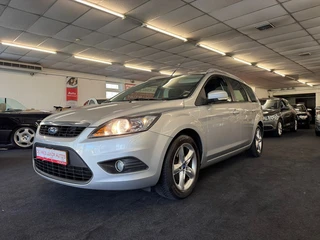 Ford Focus Wagon 1.6 Comfort. Geheel dealer onderhouden, cruise control, trekhaak en meer!