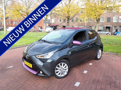 Toyota Aygo 1.0 VVT-i x-joy cabrio carplay stoelverwarming