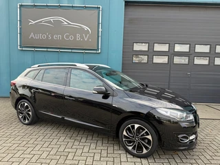 Renault Mégane Estate 1.2 TCe Bose Automaat Clima Navigatie Half leder Cruise 17"Lm velgen Pdc 2e Ei