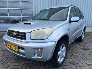 Toyota RAV4 2.0 D-4D Linea Sol Schadeauto auto start niet motordraai