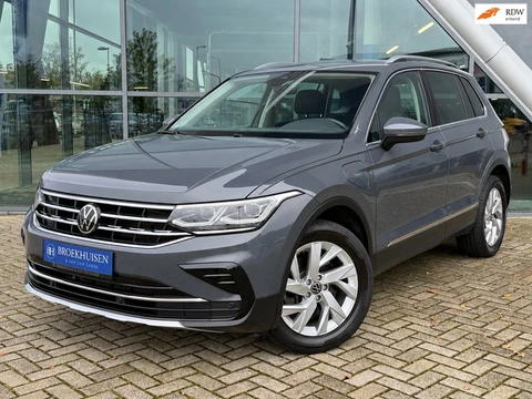 Volkswagen Tiguan 1.4 TSI Plug In eHybrid 245pk Elektr Trekhaak / Camera / Stoelverwarming