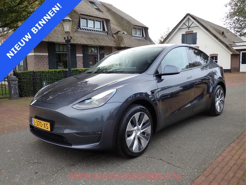 Tesla Model Y Long Range AWD 75 kWh SOH 88% / AUTOPILOT / WARMTEPOMP
