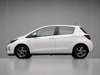 Toyota Yaris 1.5 Hybrid Aspiration Sport (CAMERA,CRUISE,CLIMATE,KEYLESS,LED,ELEKTRISCH PAKKET,SPORTS