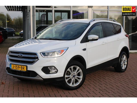 Ford Kuga 1.5 EcoBoost Titanium 150pk, Trekhaak, Voorruitverwarming, Keyless Entry