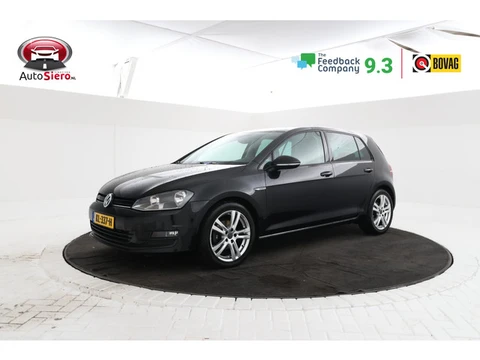 Volkswagen Golf 1.0 TSI Connected Series Automaat, Navigatie, Airco