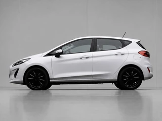 Ford Fiesta 1.1 Trend Sport (APPLE CARPLAY,NAVI,CLIMATE,CRUISE,ELEKTRISCH PAKKET,BLACK/WHITE EDITION
