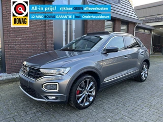 Volkswagen T-Roc 1.5 TSI Sport PANO DAK | VIRTUAL DASHBOARD | ADAPTIVE CRUISE CONTROL | NAV | APPLE/