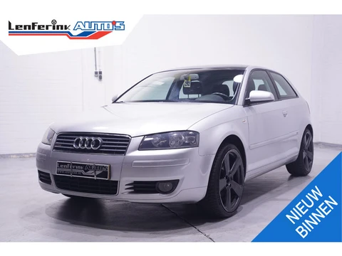Audi A3 1.6 Attraction Clima Radio APK 03-08-2027 Clima