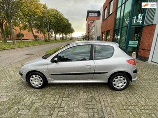Peugeot 206 1.6-16V Gentry |AUTOMAAT| KM 40270 NAP|3 MND GARANTIE APK TM 08/05/2027| AIRCO |