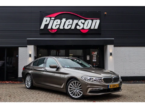 BMW 5-serie 540i xDrive PANO SOFTCLOSE H&K MASSAGE VOL OPTIE
