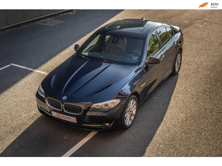 BMW 5-serie 528i NAP l NW DISTR. KETTING l PANO l CRUISE l MEMORY l STOELVERWARMING