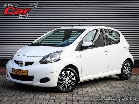 Toyota Aygo 1.0-12V Comfort Navigator Airco | Navi | Audio | 5 Deurs | Automaat |