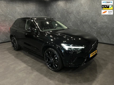 Volvo XC60 2.0 T6 Plug-in hybrid AWD Plus Dark PANO LEER HARMAN KARDON MEMORY