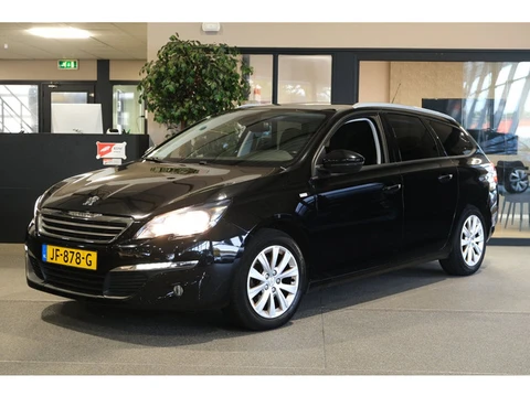 Peugeot 308 SW 1.2 PureTech Style Pano Navi Cruise PDC