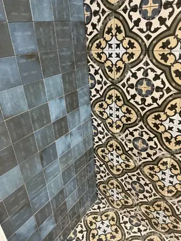 Portugese tegels groen en rose 20x20 cm motief vloertegels