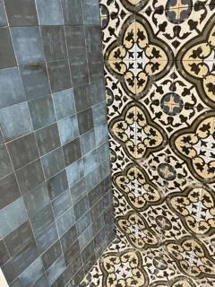 Portugese tegels groen en rose 20x20 cm motief vloertegels