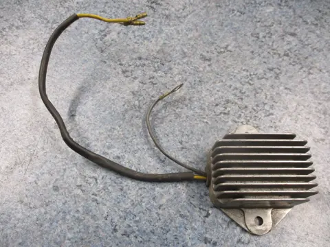 SPANNINGSREGELAAR Suzuki GS 1000 1970 - 2012