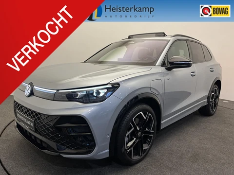 Volkswagen Tiguan 1.5 eHybrid R-Line Edition Leder, Wegkapbare trekhaak, Panoramadak